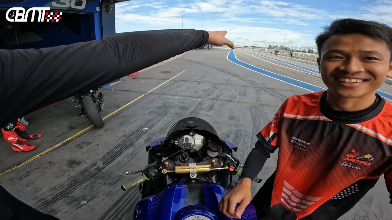 လမ်းဝင်မှားတာကိုသေချာလေး ဂရုစိုက်ပြောပြပေးတဲ့ ဆရာ Heney Aungကျေးဇူးအများကြီးတင်ပါတယ်