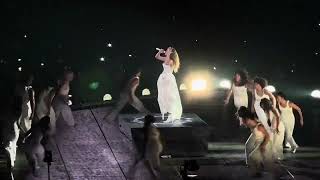 Taylor Swift - Who’s Afraid of Little Old Me? Live Paris N4 (AMAZING PERFORMANCE)