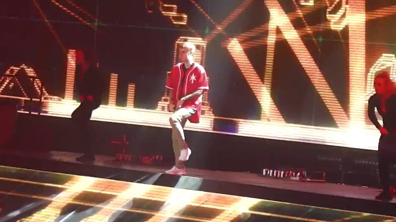 Justin Bieber - As Long As You Love Me - Prague - 12.11.2016