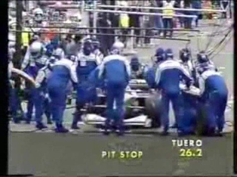 Esteban Tuero pit stop