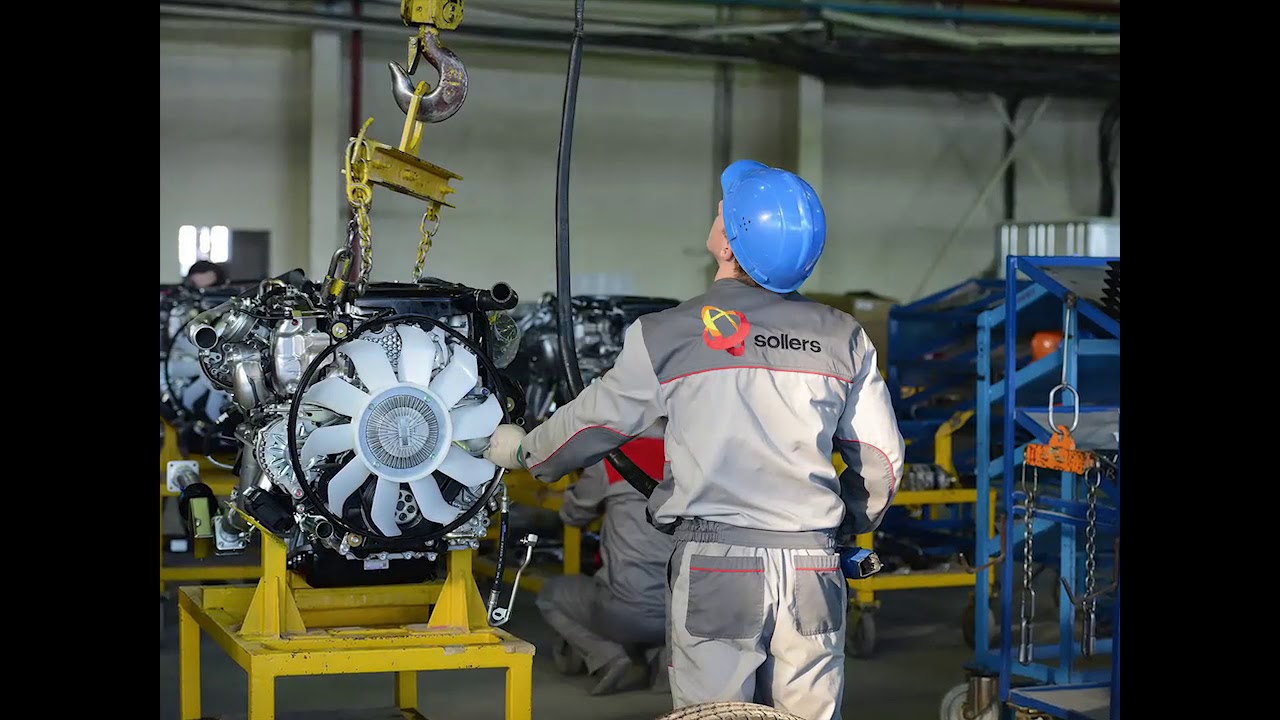 Isuzu 1600 - YouTube