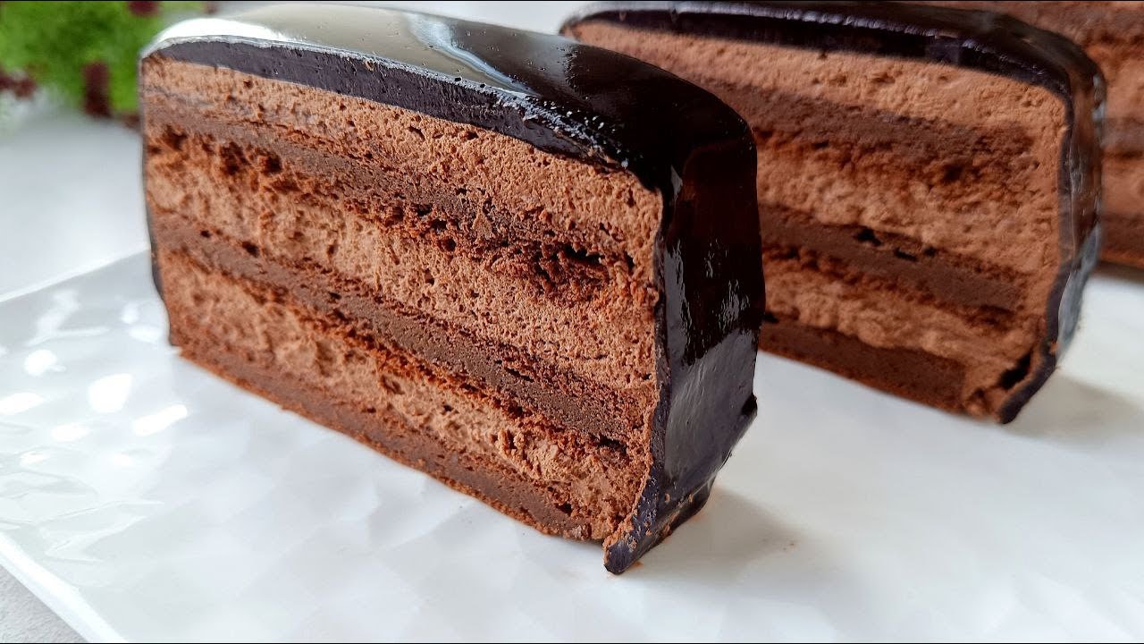 The Best Flourless & Gluten-Free Chocolate Cake Ever! 🍫 Moist, Rich & Easy Recipe