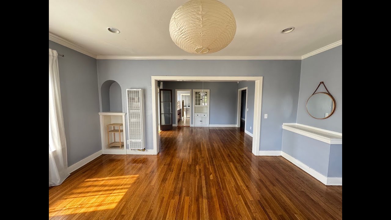 PL11283 - Large Upper 2+1 Apartment for Rent (Los Angeles, CA)