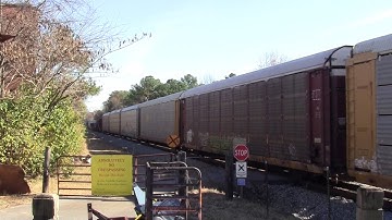 NS 7517 leads a EB power move with a short manifest through Chase AL 12-02-16