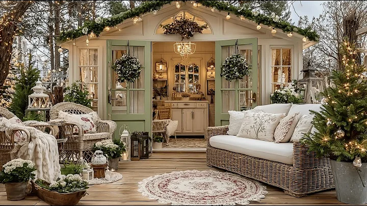 2025 Holiday English Cottage Romance: Vintage Shabby Chic Christmas Decorating Ideas for a Cozy Home