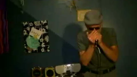 Slow Blues in (D) using a (G) Harmonica!    "Steve...