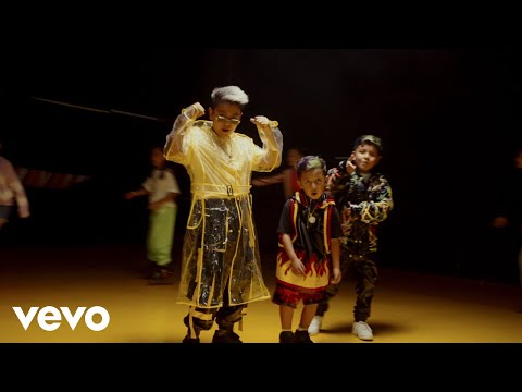 🌴 joget_-_pikus_-_pitza_-_remix_/2024🌴(official video music)(360p)