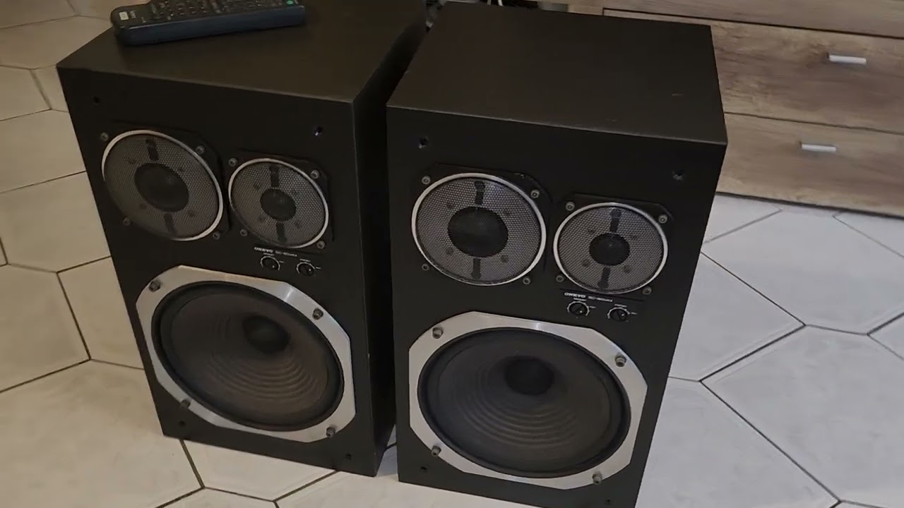 Onkyo SC-60 Mk II - YouTube