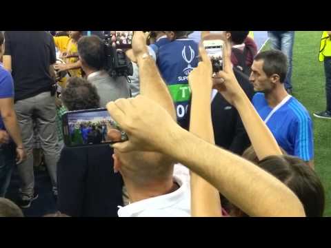 ირაკლი ღარიბაშვილის შვილები ნიკოლოზი და ანდრია თბილისში ბარსელონას ვარჯიშზე #1