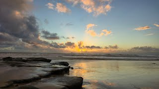 Ruminative Morning at Alex Heads, Australia | Sunrise 301 – Golden View | UHD, 4K