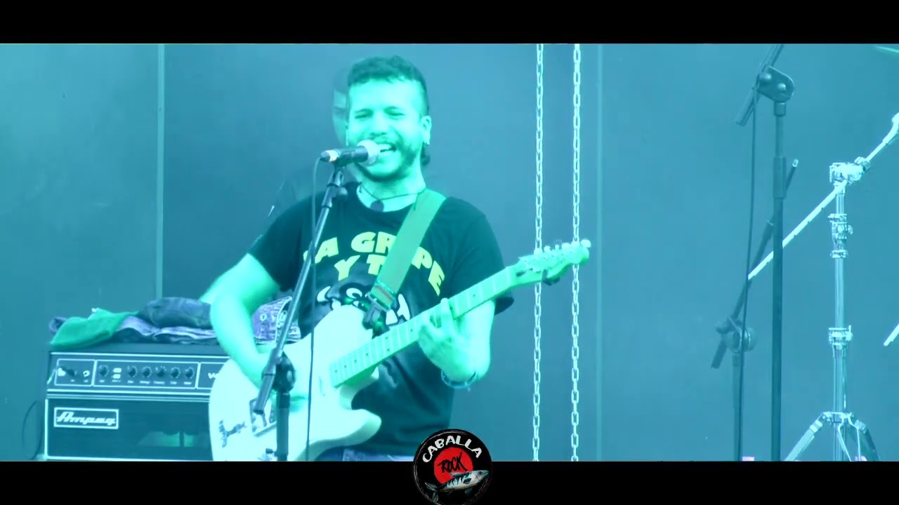 La Gripe y Tú En El Caballa Rock 025