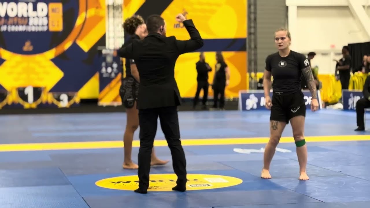 Клей против Пессаньи. Матч года!