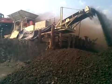 HP: 0811307 8797 Mobile Crusher for Coal 300TPH - 40FT Crusher Batubara