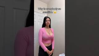 Cute Boobs Show Model Chaines