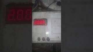 Проверка реальной емкости MH12210 NCR18650BD аккумулятора нагрузка 2А спецприбором ZB-206+ разряд