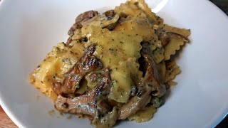 Hearty Mushroom Cream Pesto Pasta Sauce Recipe