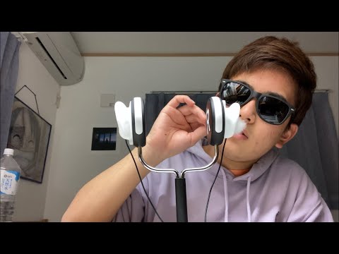 [音フェチ動画ASMR]囁きながら梵天耳かき