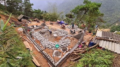 Biệt thự đồi thông lên tường nhà vợ chồng bạn Sự. Nguyễn Tất Thắng