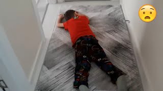 Efe odasını toplarken hep düştü şakamı yapıyor gerçekmi.??? Funkidvideo - Funnykids