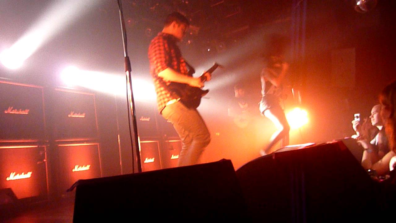 Sleigh Bells Riot Rhythm Live Melkweg Amsterdam 2012 YouTube