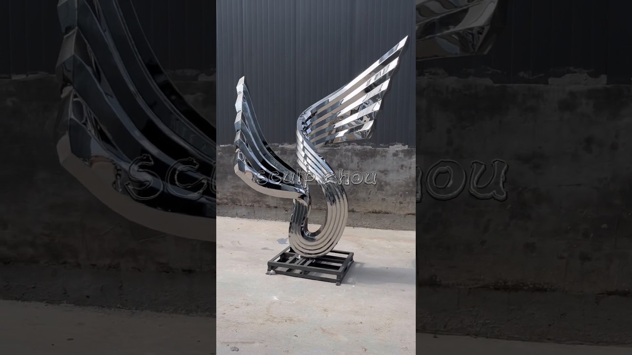 Abstract sculpture, wings 