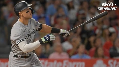 Aaron Judge hits historic homer in Yankees