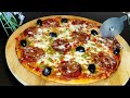 Vous n’achèterez plus de pizza après cette vidéo ! Pizza maison pâte rapide en 10minute.