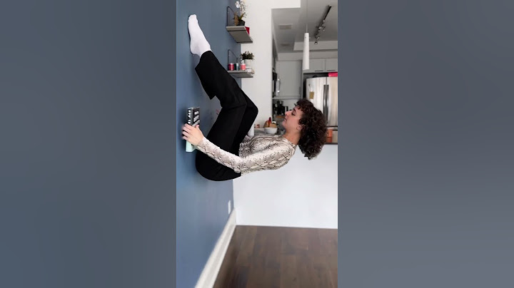 Learning how to defy gravity 🧙🏼‍♀️ #vfx