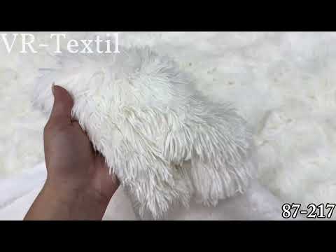 Плед-покривало 200х230 см (+-10см) Травка на овчині. Колір молочний з білим (87-217), видео 1