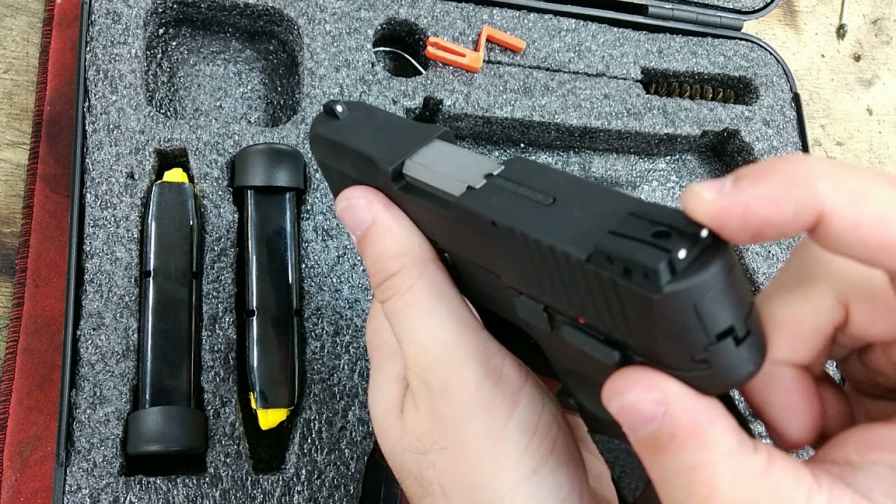 Unboxing TAURUS G2C 9MM