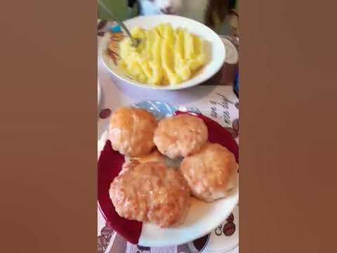 котлетки с пюрешкой👌🐯🐱 - YouTube