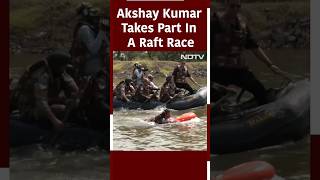 Jai Jawan: Akshay Kumar Joins Army Troops In A Raft Race. See Who Won