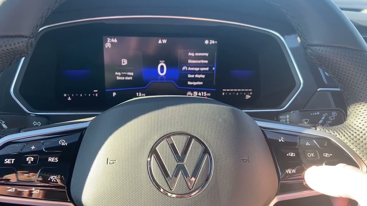 Volkswagen Tiguan miniature 3