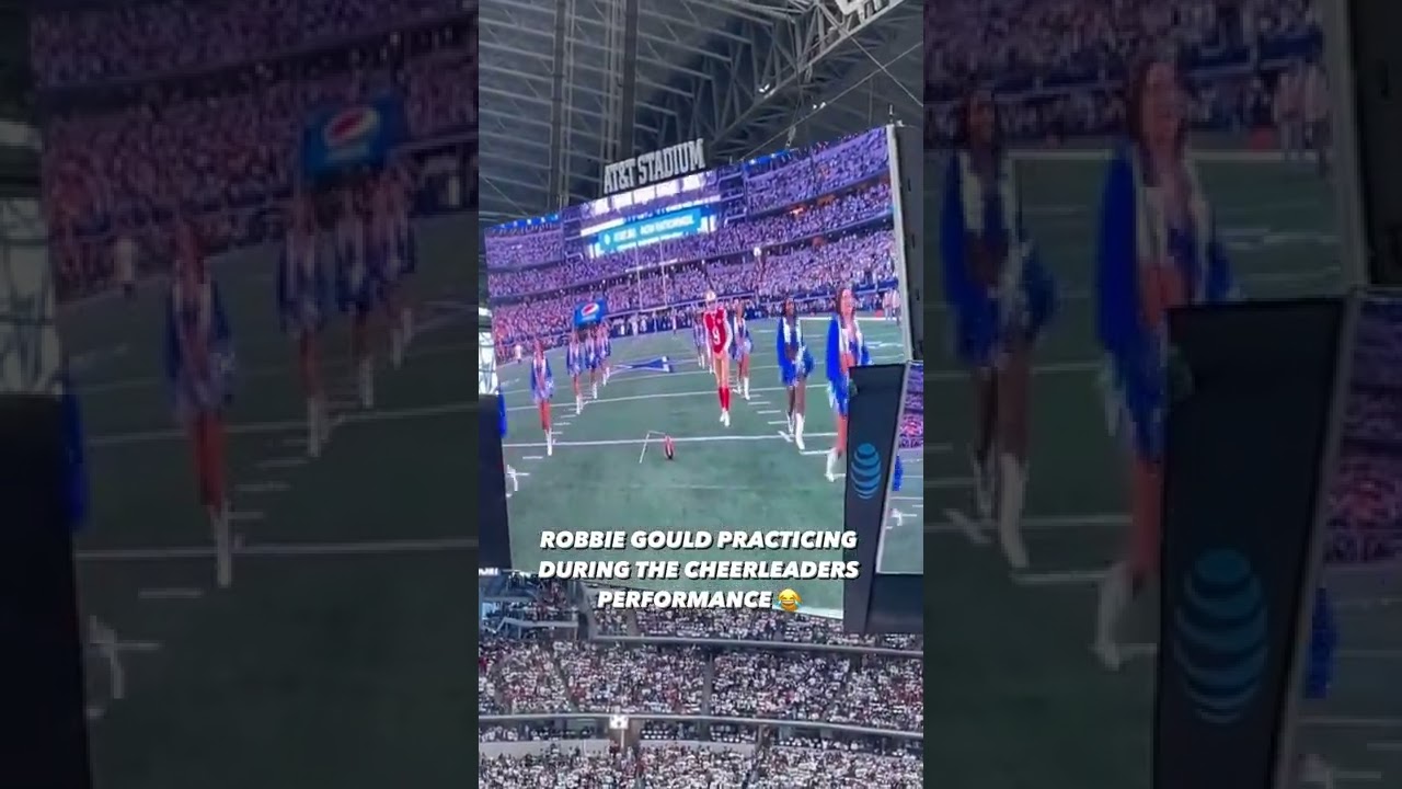 San Francisco 49ers Robbie Gould warming up kicking past the cheerleaders heads #playoffs #short