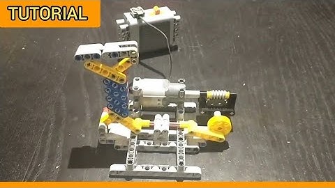 Building & Testing the Tiniest Lego Technic Scissor Lift {94}