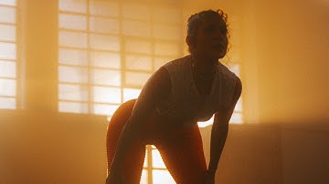 LILA, SICARIO - BACHATA (Official Music Video)