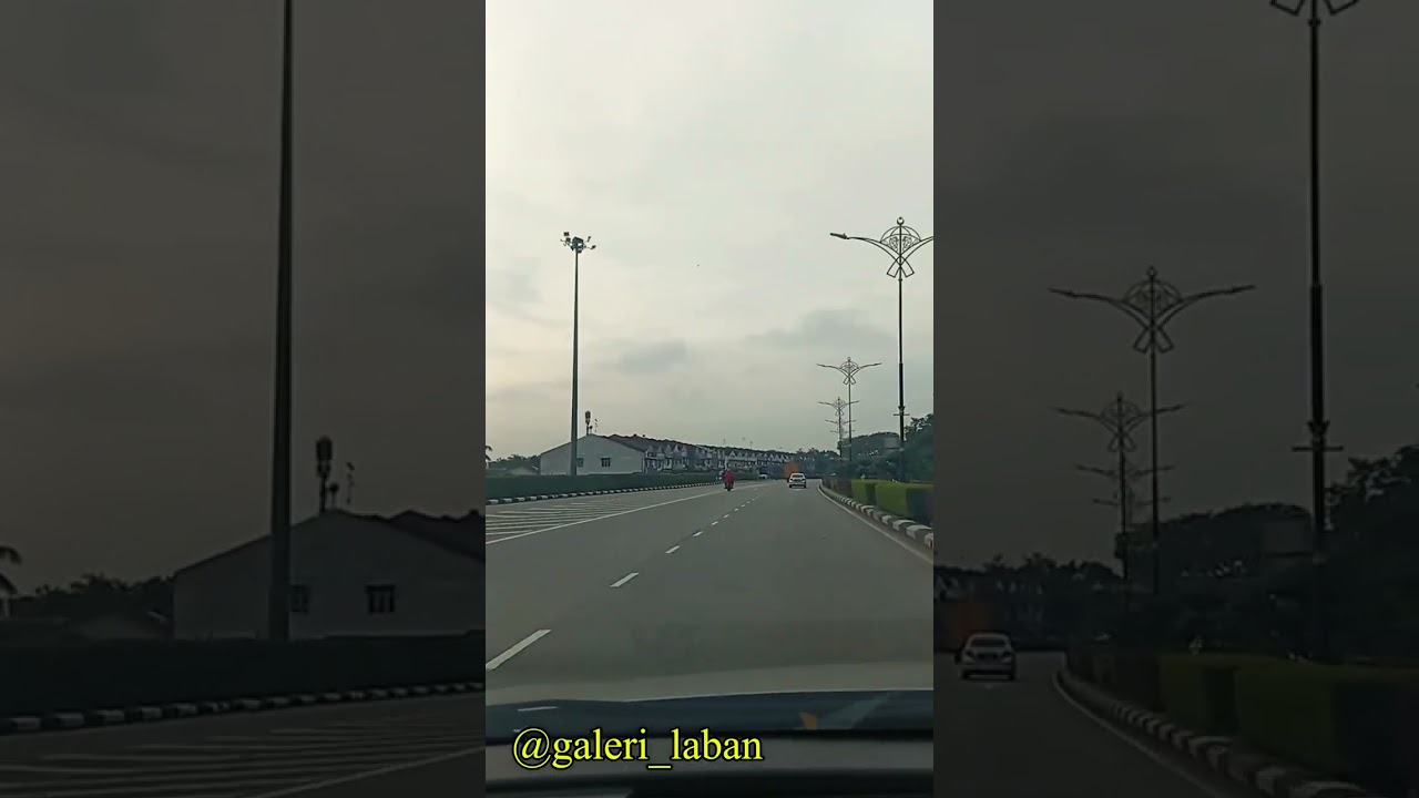 BEGINILAH JALAN RAYA DI JOHOR BAHRU - MALAYSIA