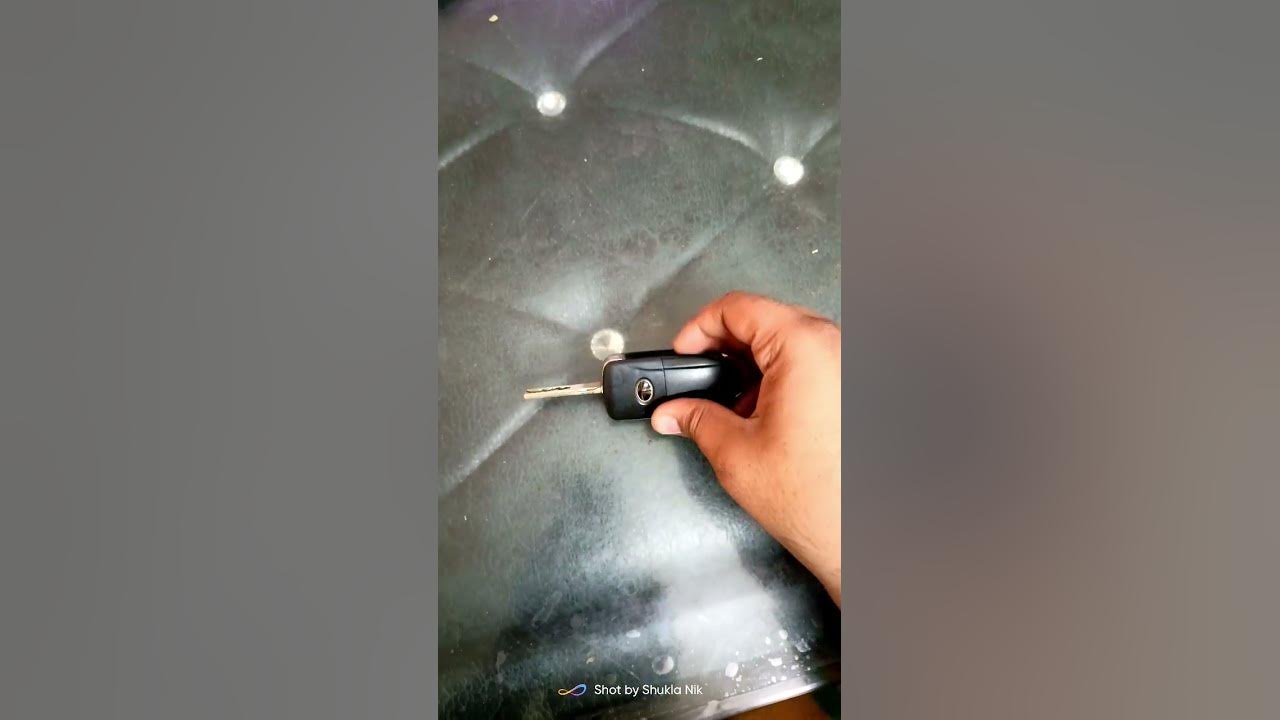 how-to-change-flip-key-battery-in-tata-nexon-tata-nexon-flipkey-shots