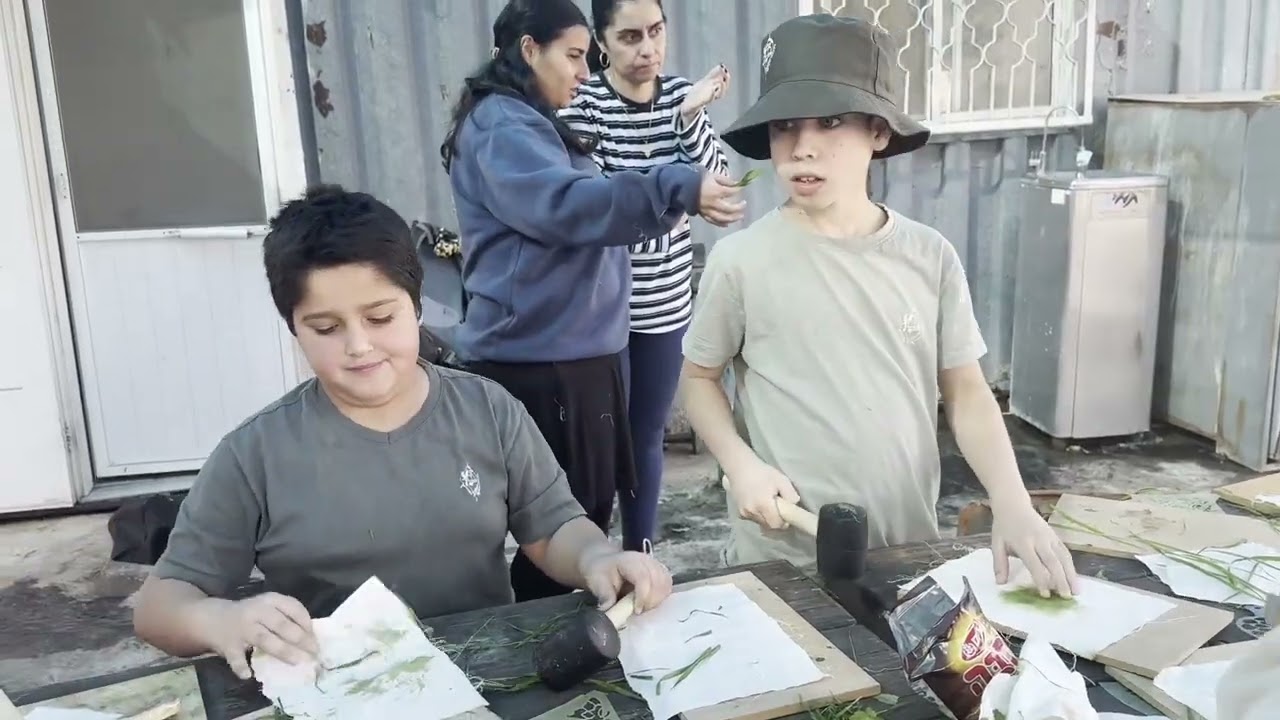 פעילות טו בשבט- שכבות א' וד'