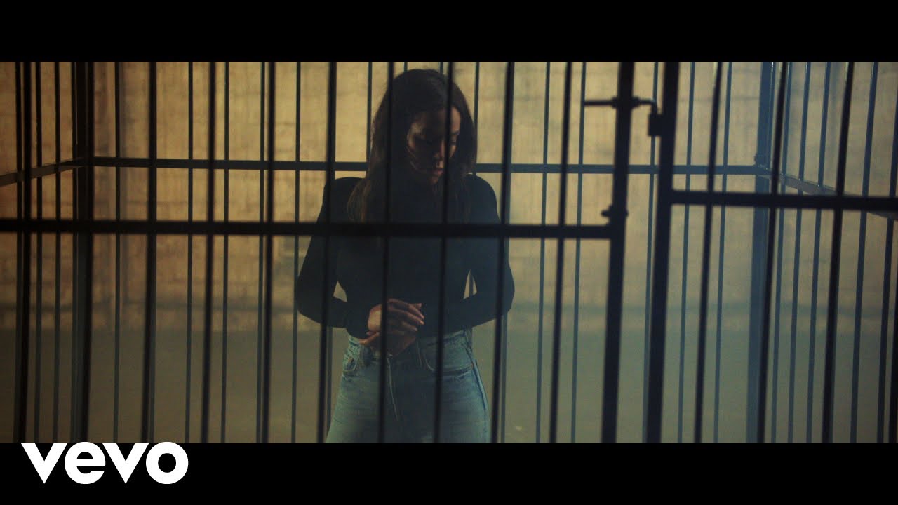 Amel Bent - Dis-moi qui tu es Amel Bent - Dis-moi qui tu es