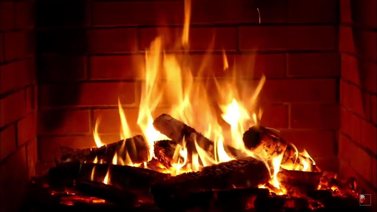 Мелодия под песню камин. Костер камин. Гитара на камине. Камин очаг. Сценический камин.