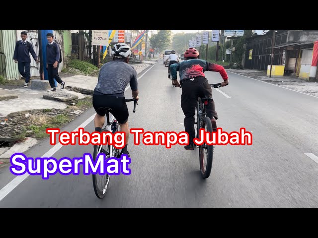 Terbang bersama SuperMat class=