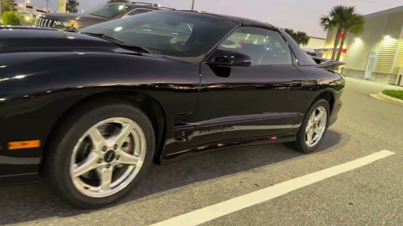32k-Mile 2000 Pontiac Firebird Trans Am WS6 Coupe 6-Speed for sale