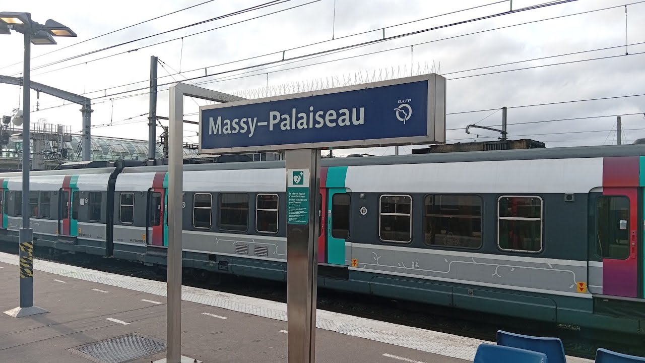 Paris 🇨🇵🇨🇵 RER B Train 🚆  Vlog, France Massy Palaiseau to CDG Airport Train ✈️