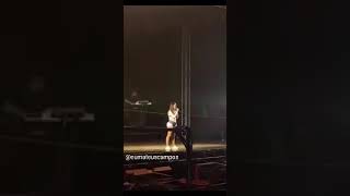 Anitta se posiciona sobre política em show de São Paulo