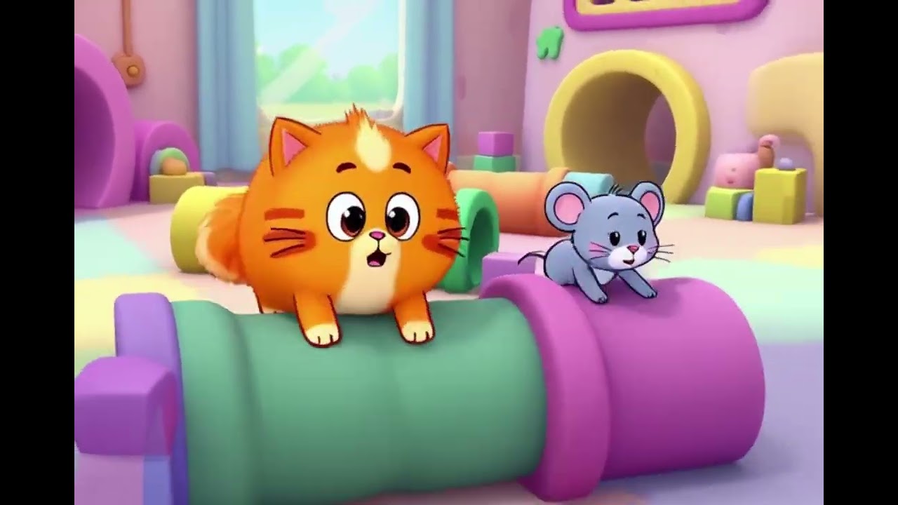Cute Mini Adventures of Momo the Cat & Nibbles the Mouse. 