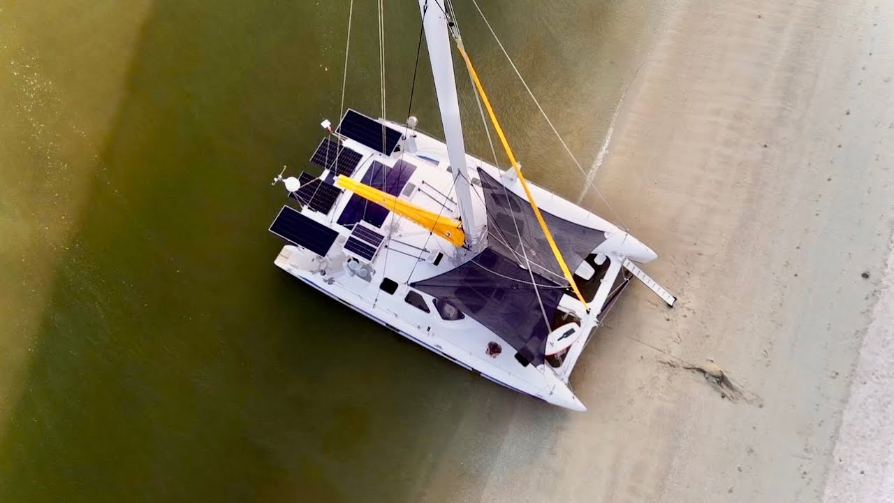 ⁣A great catamaran sunshade solution