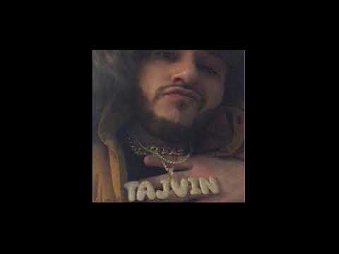 ودي احضنه ودي اشمه ودي اخلص عمري يمه