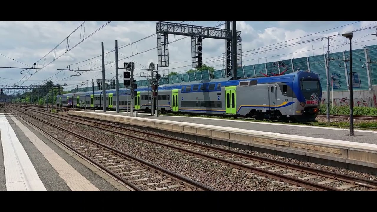 Treni metropolitani a Torino Stura - parte 1. Suburban trains at Torino Stura train station - part 1