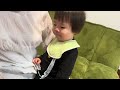 抱っこでモグモグ息子👶